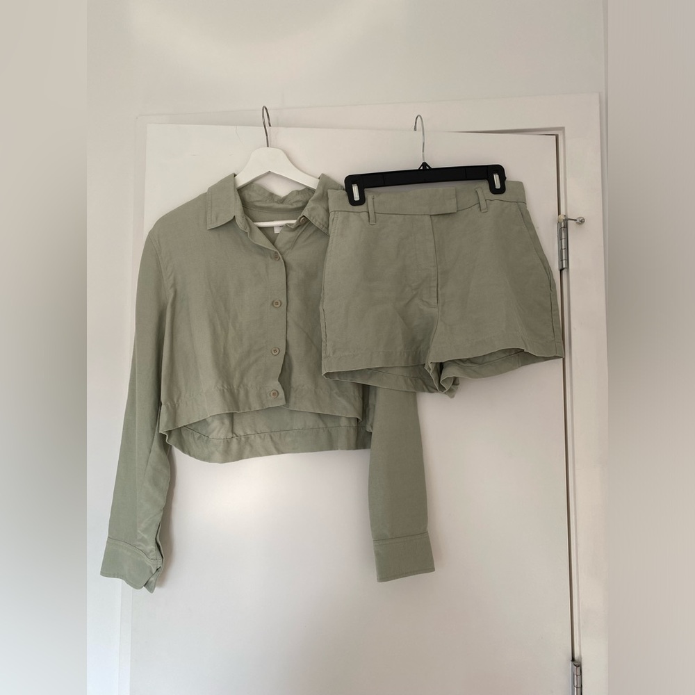 Aritzia Linen Set (green, size small) - Picture 4 of 10